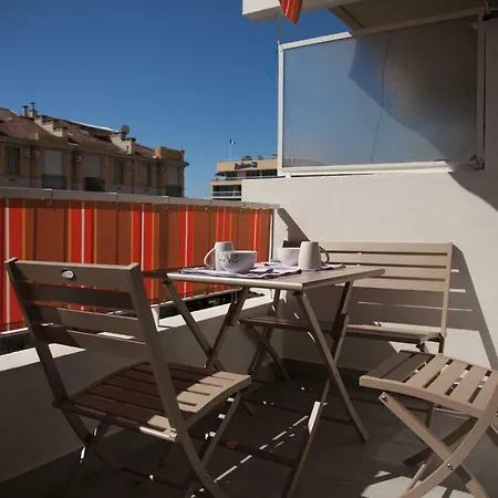 Studio 2 Steps From The Beaches Appartamento